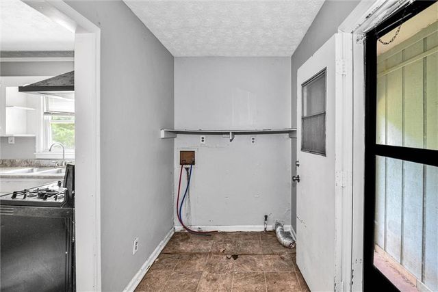 6174 Lower Dixie Lake Road, Union City, GA 30291