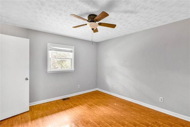 6174 Lower Dixie Lake Road, Union City, GA 30291