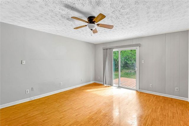 6174 Lower Dixie Lake Road, Union City, GA 30291