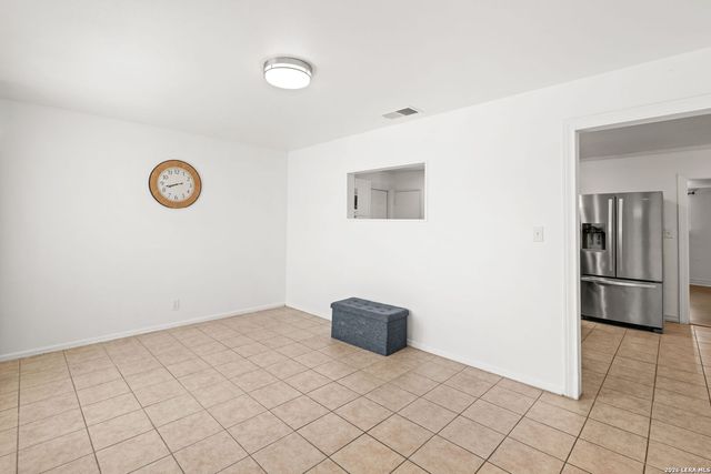 4419 Bright Sun St, San Antonio, TX 78217
