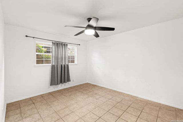 4419 Bright Sun St, San Antonio, TX 78217