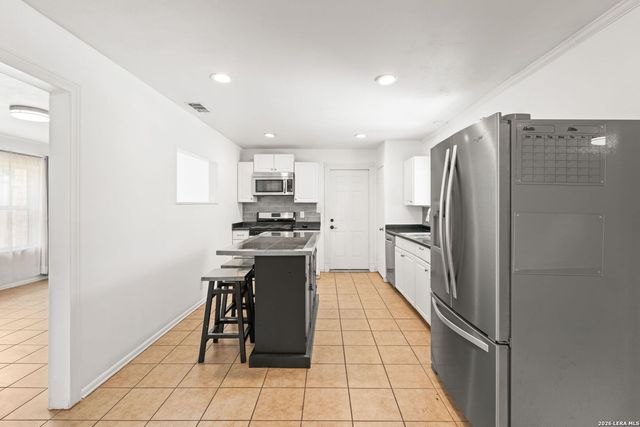 4419 Bright Sun St, San Antonio, TX 78217