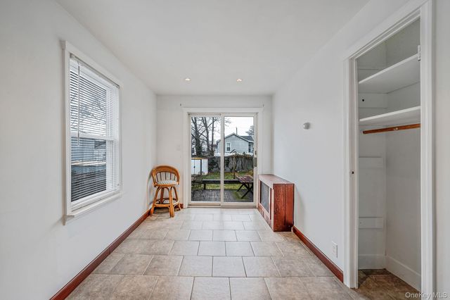 8 Eastern Concourse, Amityville, NY 11701