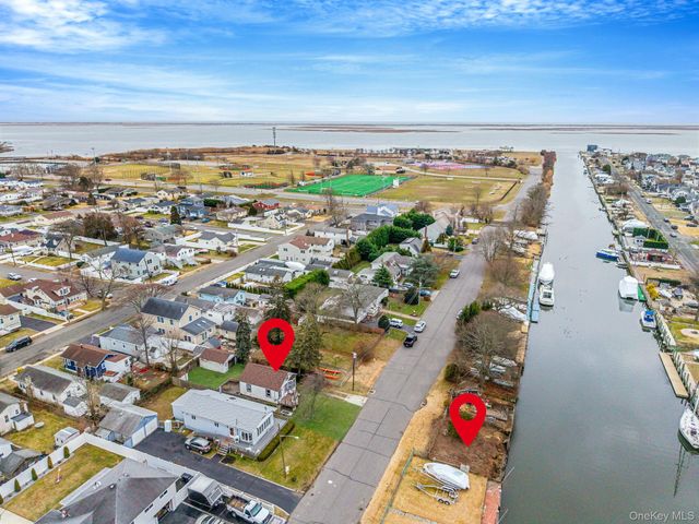 8 Eastern Concourse, Amityville, NY 11701