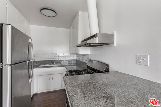 1428 11th Street 10, Santa Monica, CA 90401