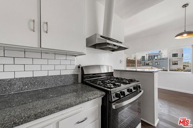 1428 11th Street 10, Santa Monica, CA 90401