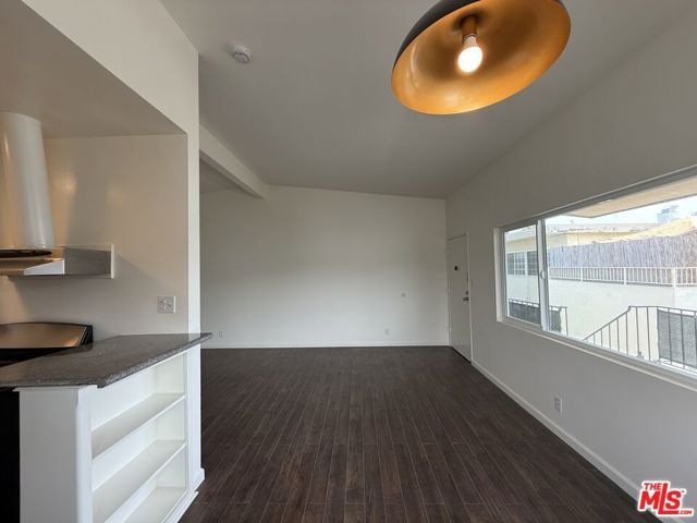 1428 11th Street 10, Santa Monica, CA 90401