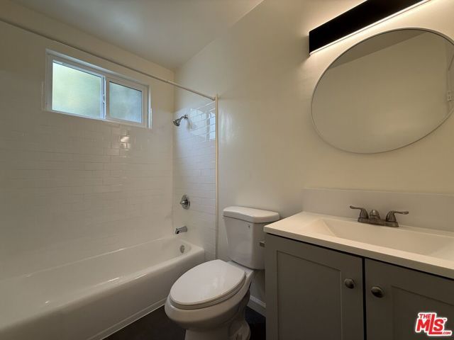1428 11th Street 10, Santa Monica, CA 90401