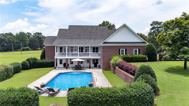 367 School House NE Road, Calhoun, GA 30701