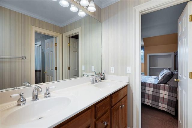 367 School House NE Road, Calhoun, GA 30701