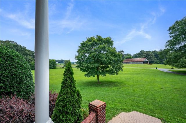 367 School House NE Road, Calhoun, GA 30701