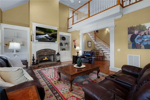 367 School House NE Road, Calhoun, GA 30701