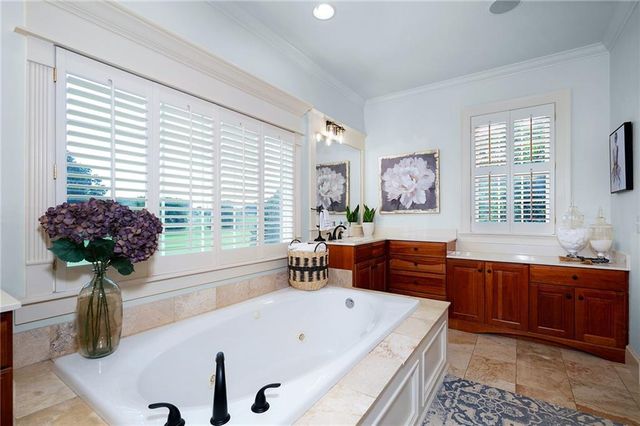 367 School House NE Road, Calhoun, GA 30701