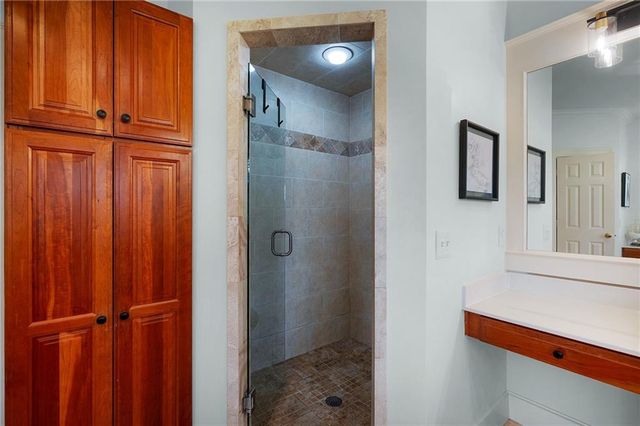 367 School House NE Road, Calhoun, GA 30701