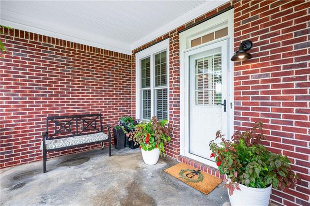 367 School House NE Road, Calhoun, GA 30701