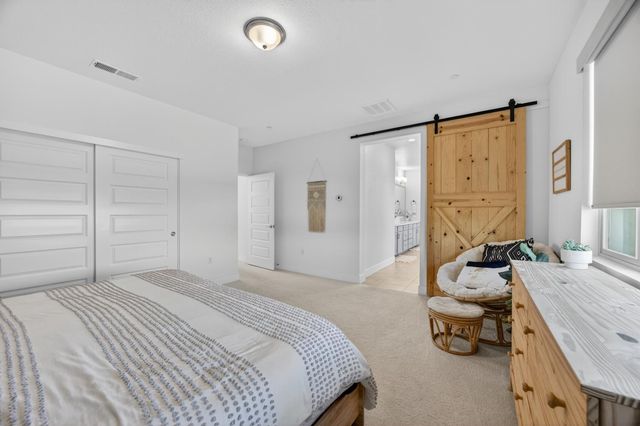 8769 Minor Ct, Elk Grove, CA 95757