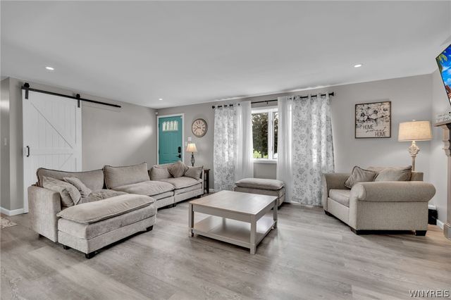 6653 Liebler Road, Boston, NY 14025