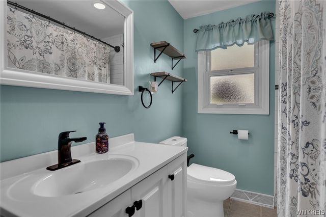 6653 Liebler Road, Boston, NY 14025