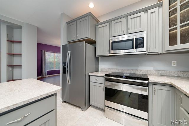 27431 Lee Court, Warrenton, MO 63383