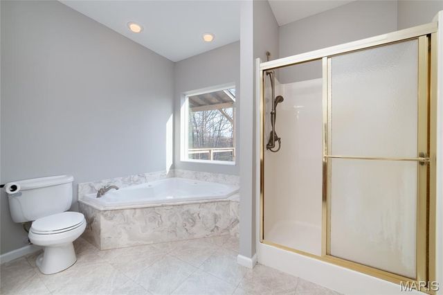 27431 Lee Court, Warrenton, MO 63383