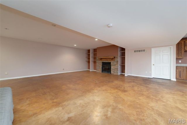 27431 Lee Court, Warrenton, MO 63383