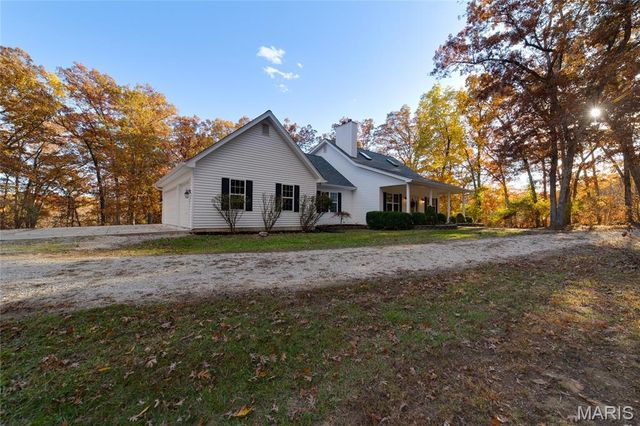 27431 Lee Court, Warrenton, MO 63383