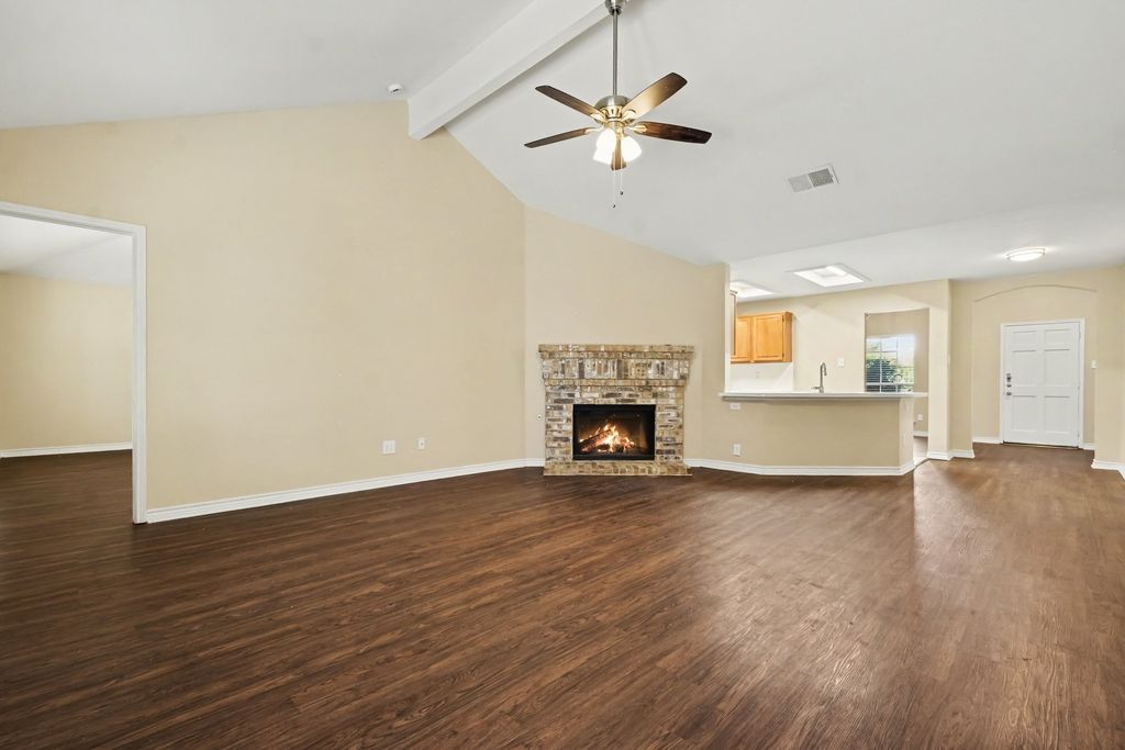 737 Oak Dale Avenue, Lake Dallas, TX 75065 — photo 4