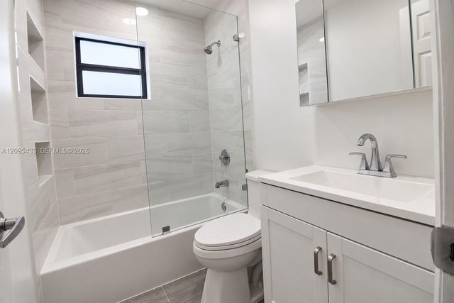 3860 SW 107th Avenue 1-11, Miami, FL 33165