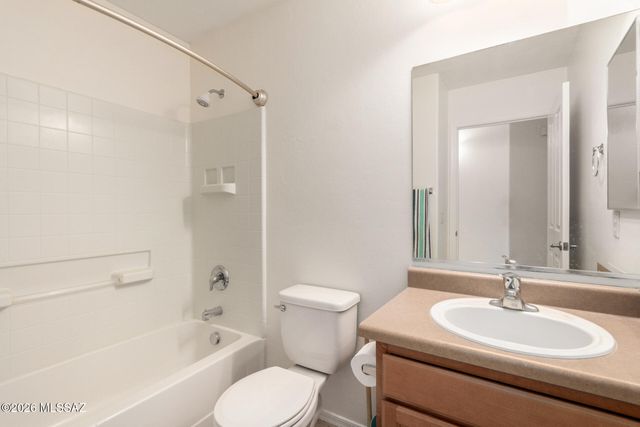 642 W Calle Tolmo, Sahuarita, AZ 85629