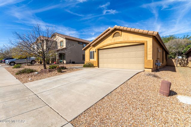 642 W Calle Tolmo, Sahuarita, AZ 85629