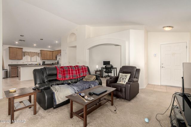 642 W Calle Tolmo, Sahuarita, AZ 85629