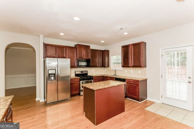 7868 Wrotham Circle, South Fulton, GA 30349