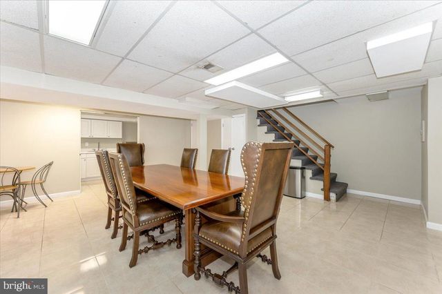 200 N ADAMS ST, Rockville, MD 20850