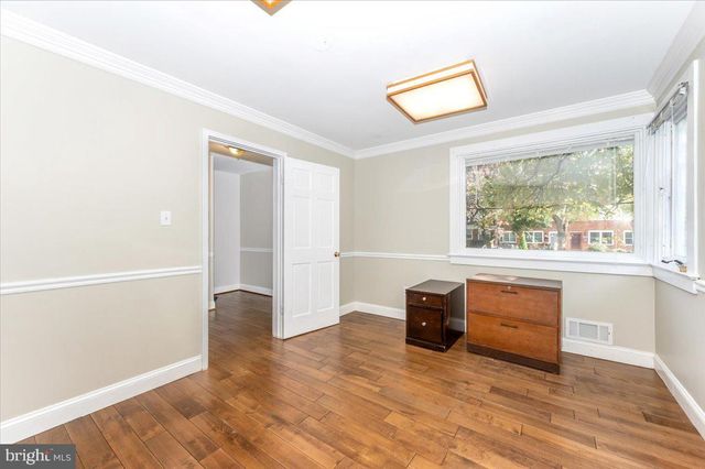 200 N ADAMS ST, Rockville, MD 20850