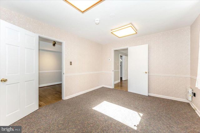 200 N ADAMS ST, Rockville, MD 20850