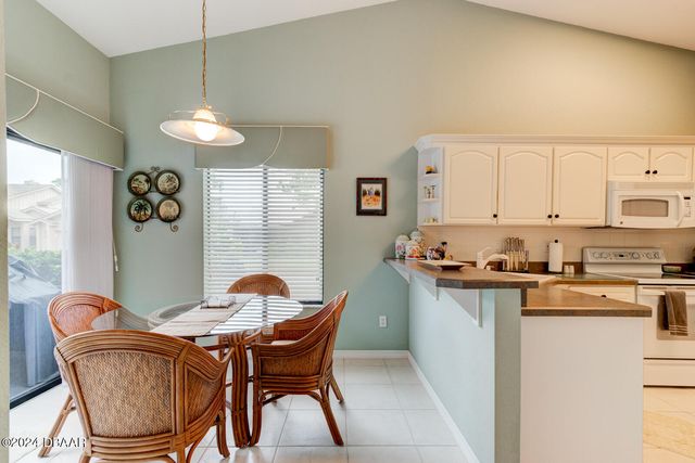 1910 Sprucewood Way, Port Orange, FL 32128