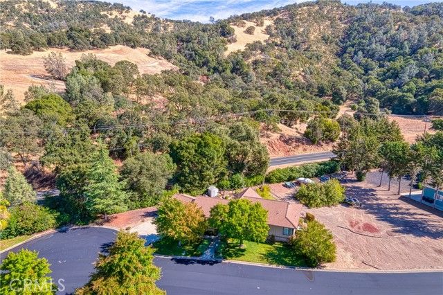 8656 Paradise Valley Boulevard, Lucerne, CA 95458