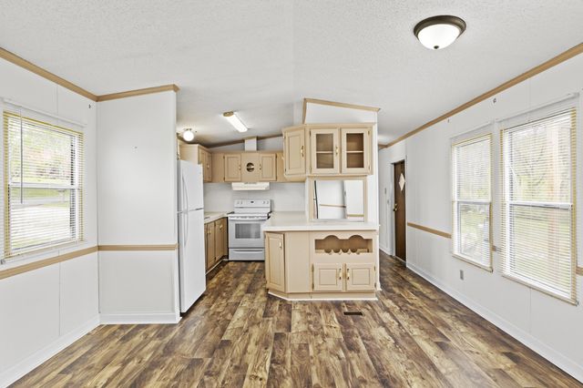 80 Fox Run Road, Morehead, KY 40351