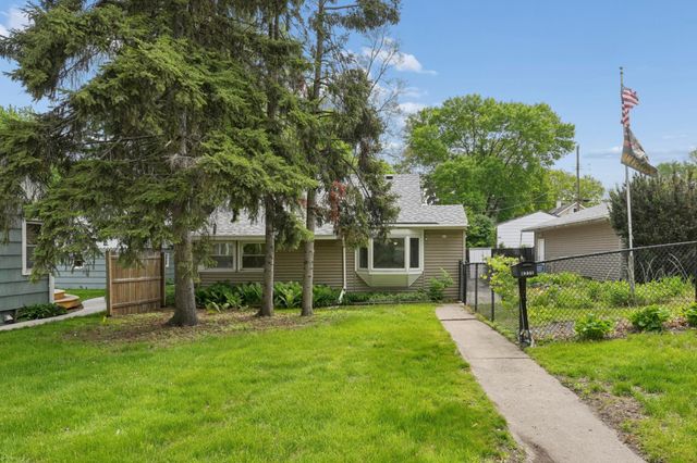 4335 4th Street NE, Columbia Heights, MN 55421