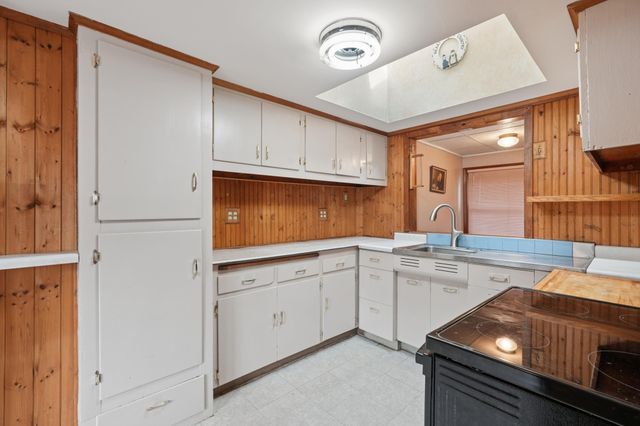 4335 4th Street NE, Columbia Heights, MN 55421