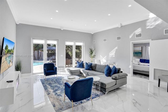 2797 NE 21st Ter, Lighthouse Point, FL 33064