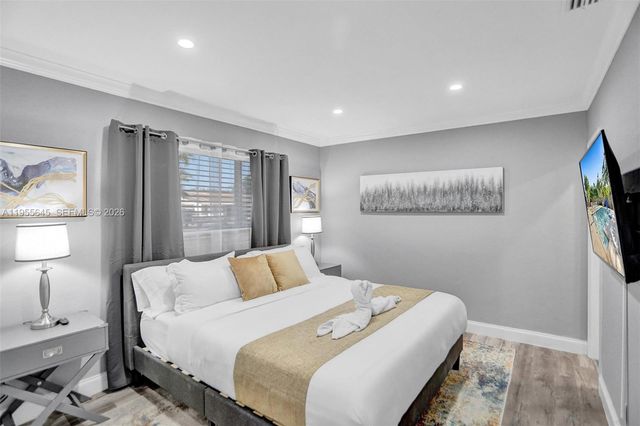 2797 NE 21st Ter, Lighthouse Point, FL 33064