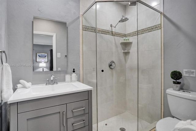 2797 NE 21st Ter, Lighthouse Point, FL 33064