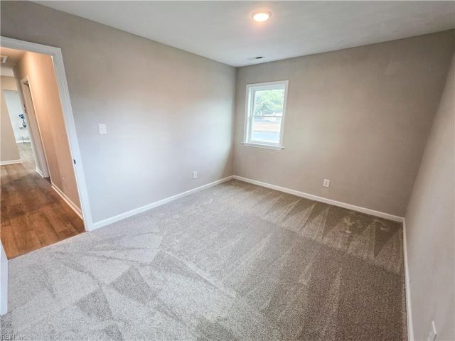 3101 Gaston DR, Chesapeake, VA 23323