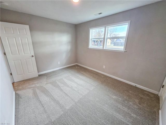 3101 Gaston DR, Chesapeake, VA 23323