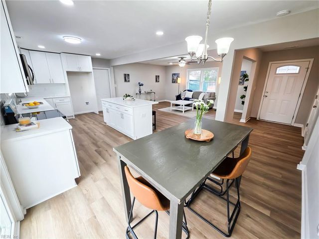 3101 Gaston DR, Chesapeake, VA 23323