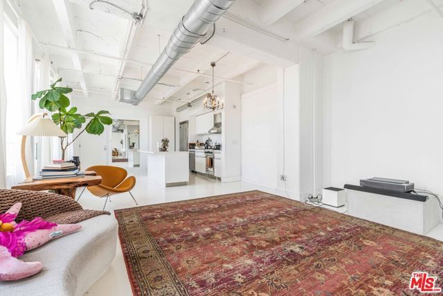 6253 Hollywood Boulevard 909, Los Angeles, CA 90028