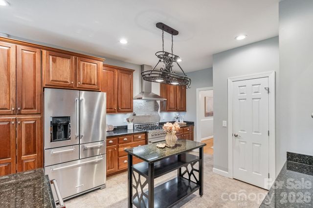 182 Broadview Circle, Mooresville, NC 28117