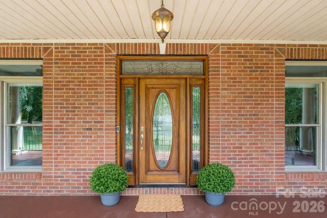 182 Broadview Circle, Mooresville, NC 28117