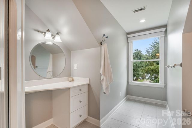 182 Broadview Circle, Mooresville, NC 28117